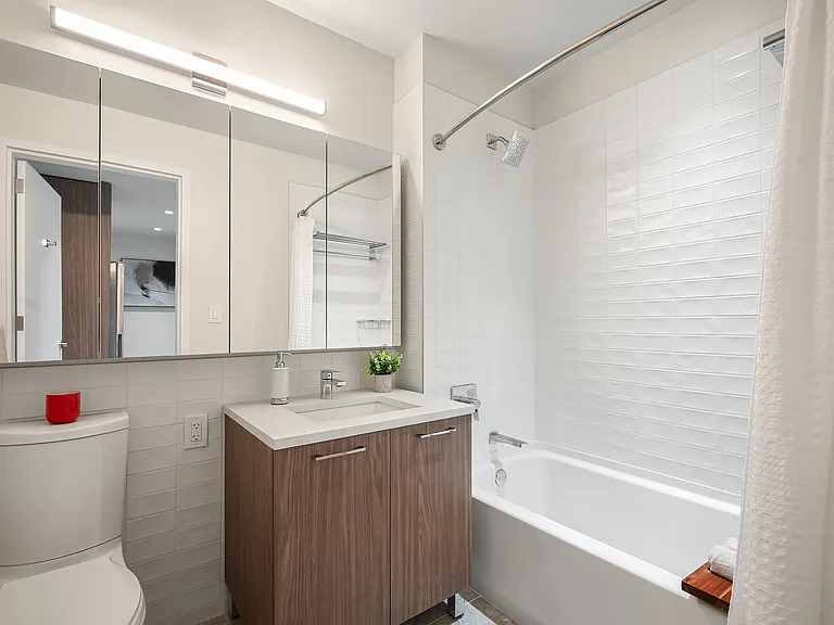 1057 Atlantic Ave #1705 — Photo 6