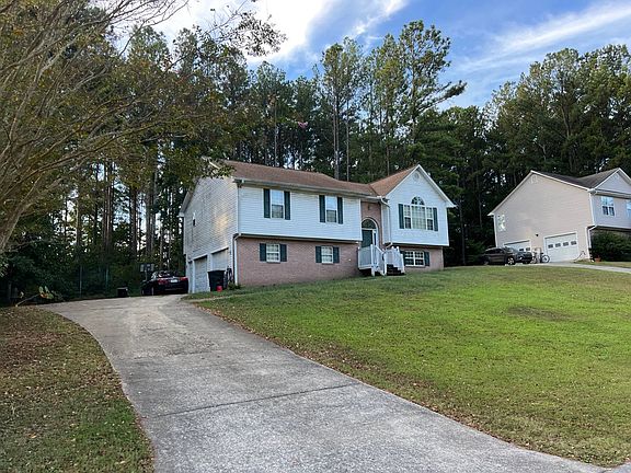 4th image of 64 Greatwood Dr