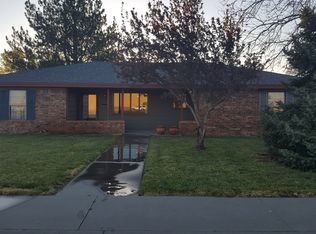 1213 Jackson St, Perryton, TX 79070