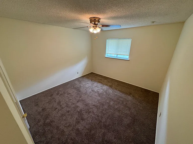 623 Tarasco Dr #623 — Photo 6