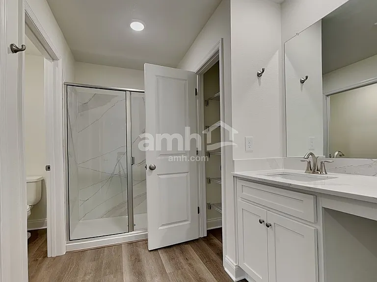 5739 Oesterle Rd — Photo 12