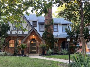 6936 Edgevale Rd, Kansas City, MO 64113