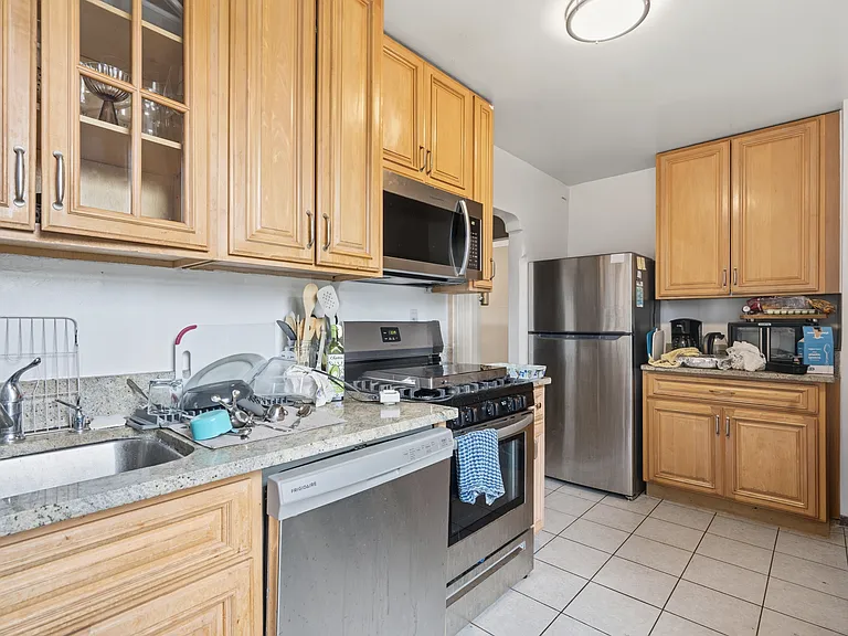 788 Columbus Ave #6T — Photo 3
