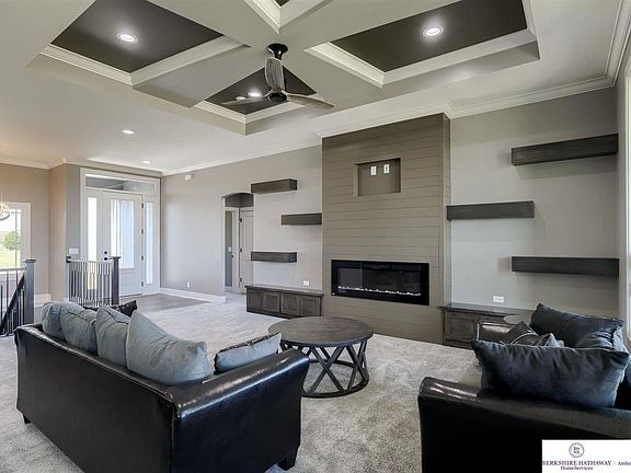 5th image of 19009 Hazelnut Dr