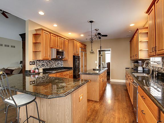 2nd image of 16471 Harvest Ln