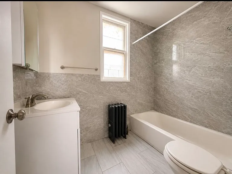 86 Willoughby St #1A — Photo 4
