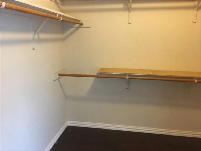 312 Estate Dr — Photo 15