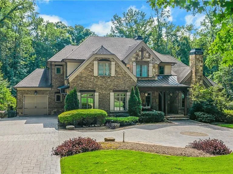5265 Peachtree Dunwoody Rd — Photo 115