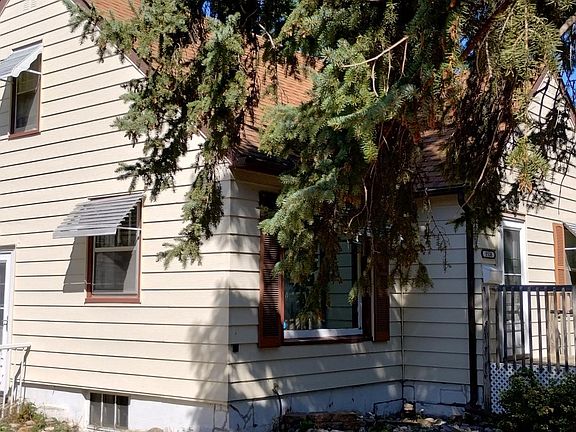 4th image of 1538 7th St N
