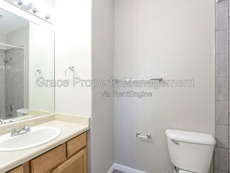 9727 Cherry Ln — Photo 14
