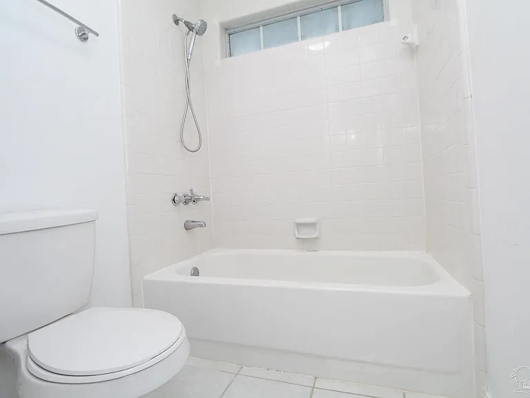8154 Treetop Ln — Photo 9