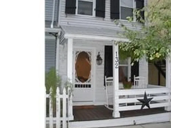 132 Ford St, Conshohocken, PA 19428