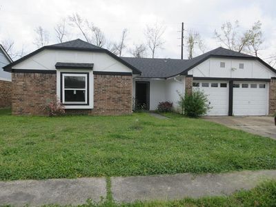 2800 English Colony Dr, La Place, LA, 70068