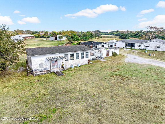 5th image of 3825 Turtle Mound Rd