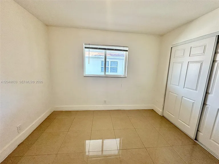 1540 SW 5th Pl #4 — Photo 31