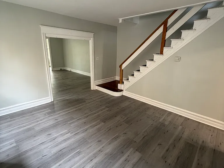 418 N 22nd St — Photo 5