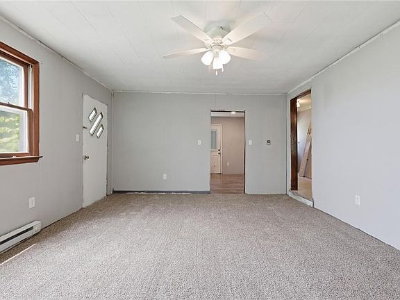 5th image of 22465 Cogan Rd
