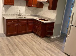 3020 S Keeley St #2R, Chicago, IL 60608