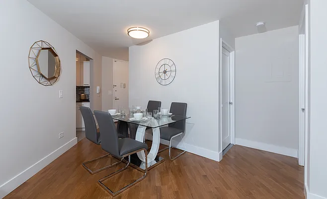 Rented by MyNyHousing | media 89