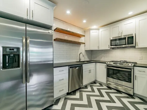 1014 Spruce St APT 3-3, Philadelphia, PA 19107