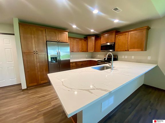 4th image of 144 Ida Ln