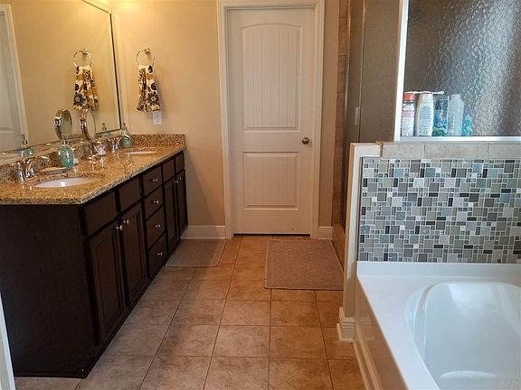 3rd image of 2752 Carrington Lakes Blvd