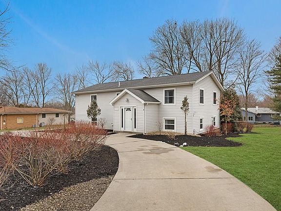 3rd image of 8380 Waters Dr