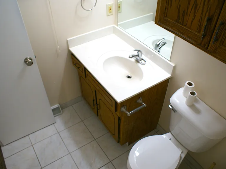 11220 Curtis Ave — Photo 12