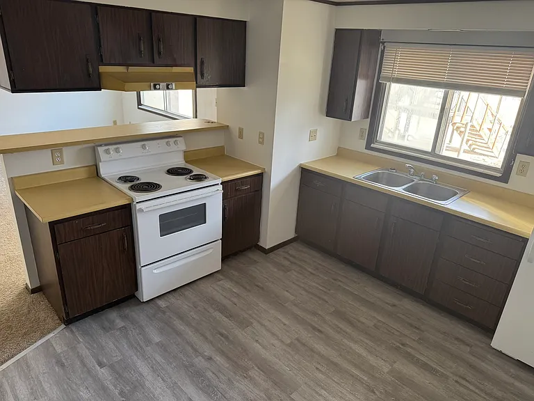 634 Properties- Wyoming — Photo 1
