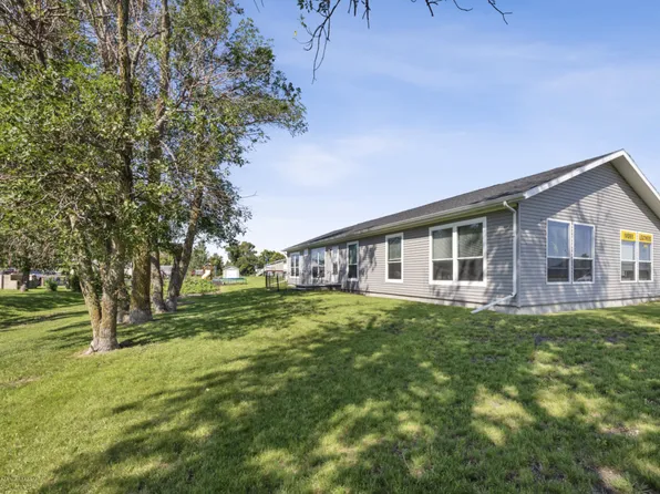 476 County Road 81 N, Gardner, ND 58036