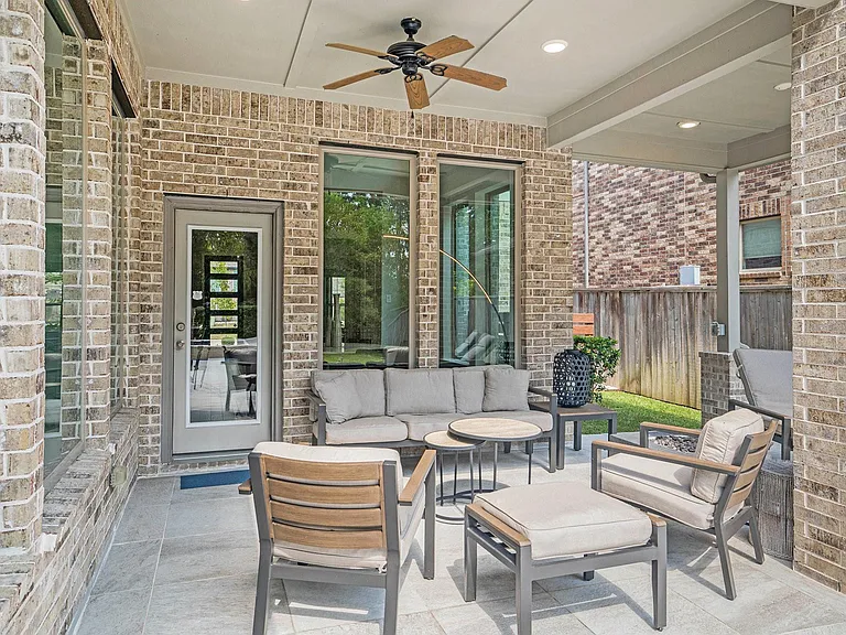 206 Liatris Ct — Photo 22