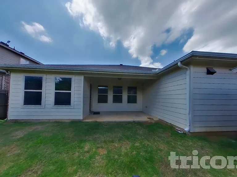 529 Cheyenne Dr — Photo 15