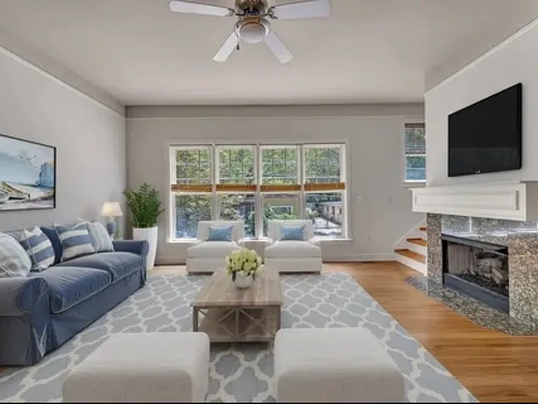 1390 Dutch Valley Pl NE — Photo 47