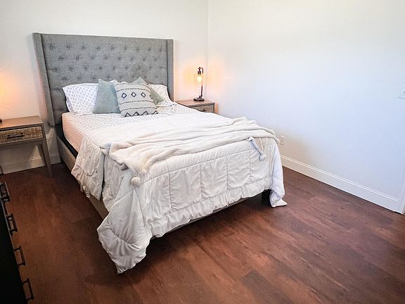 4th image of 2810 W Dorothea Avenue