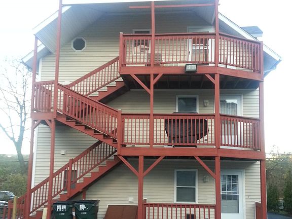 Well Maintained Condo Top Floor Available