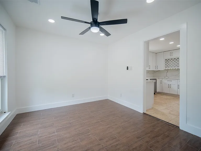 4815 Caris St — Photo 22