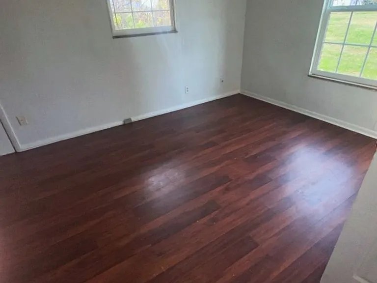 1623 Jefferson St — Photo 5