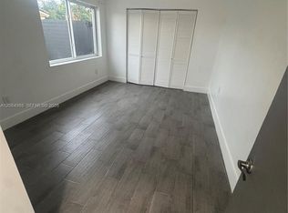 19340 Bel Aire Dr #1, Miami, FL 33157