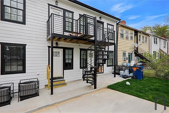 116 Emerson St NW #1 — Photo 4