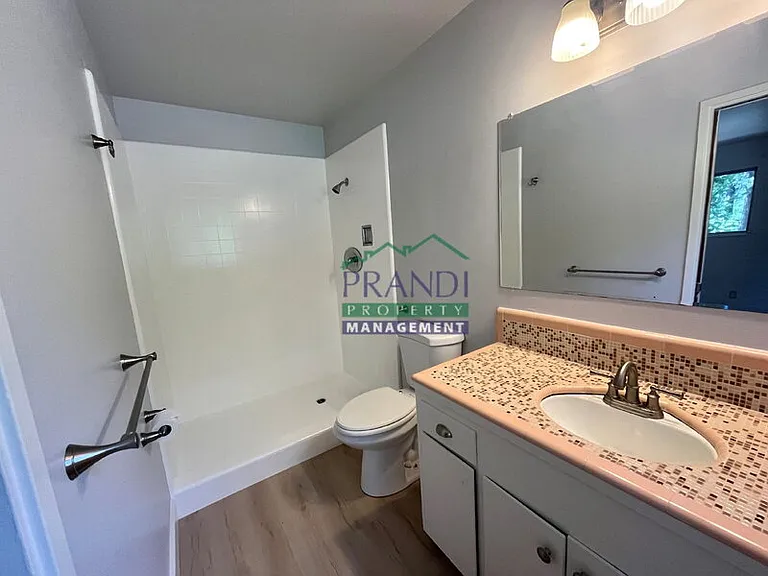 20 Graceland Dr — Photo 19