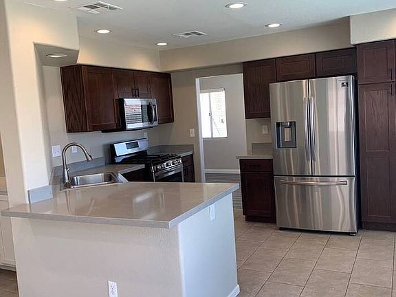 2nd image of 5032 Milange St