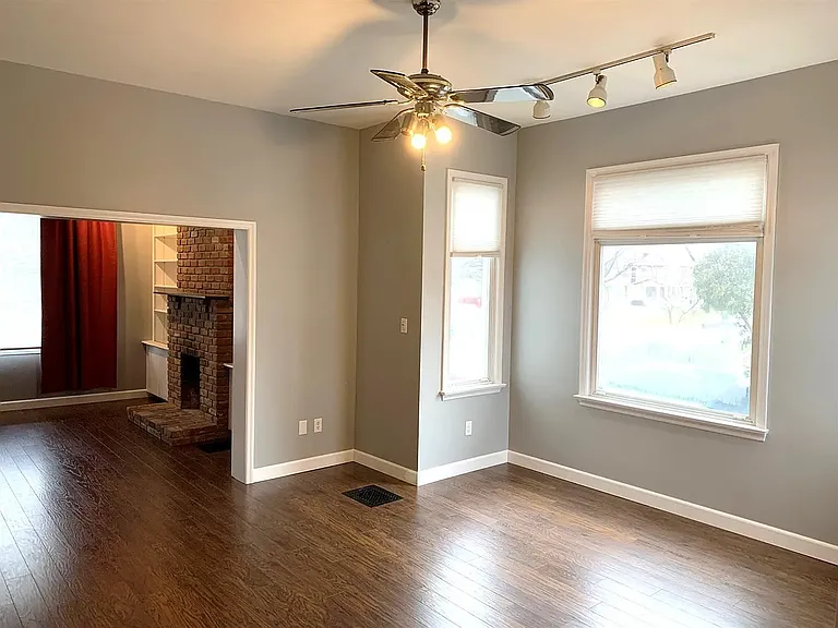 4108 Forest Ave #1 — Photo 6