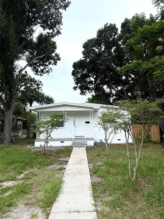 2 bed, 1.0 bath, 792 sqft, $1,850 — Photo 1