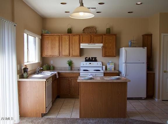 4th image of 8243 W Carol Ave