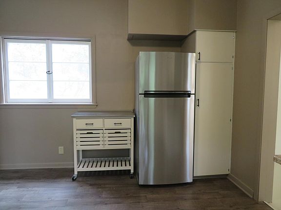 5th image of 321 E Rives St #E