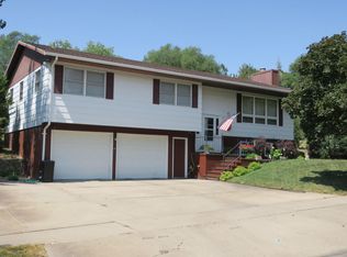 325 N Taylor Ave, Pierre, SD 57501