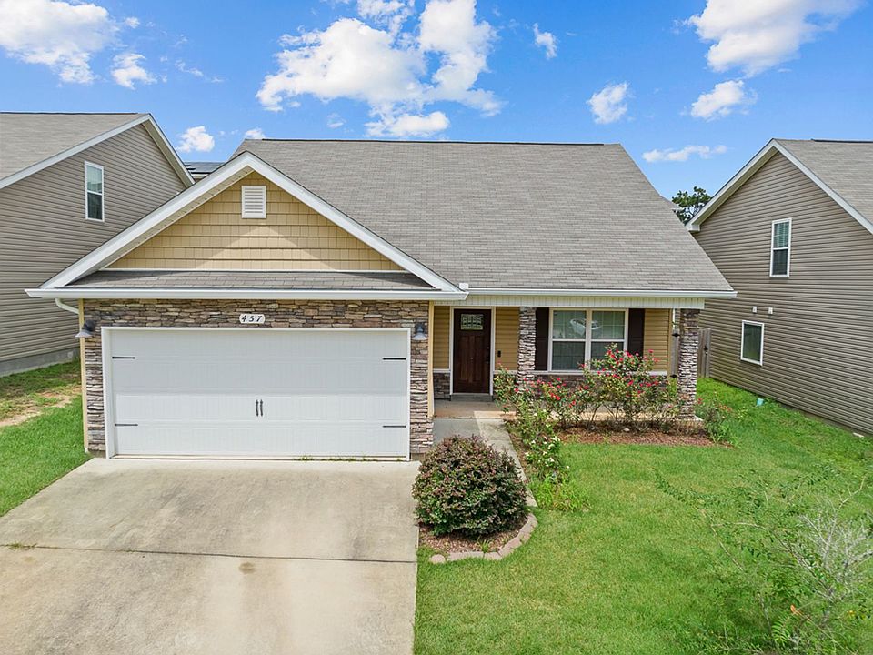 1st image of 457 Eisenhower Dr