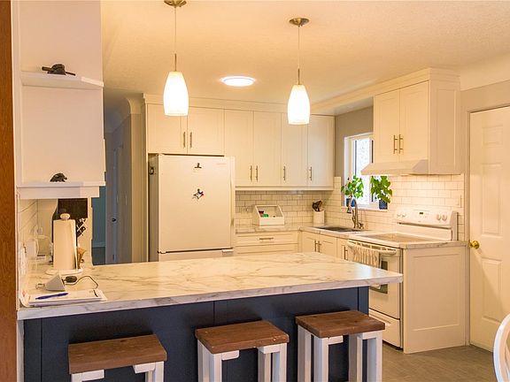 5th image of 4291 Michigan Rd