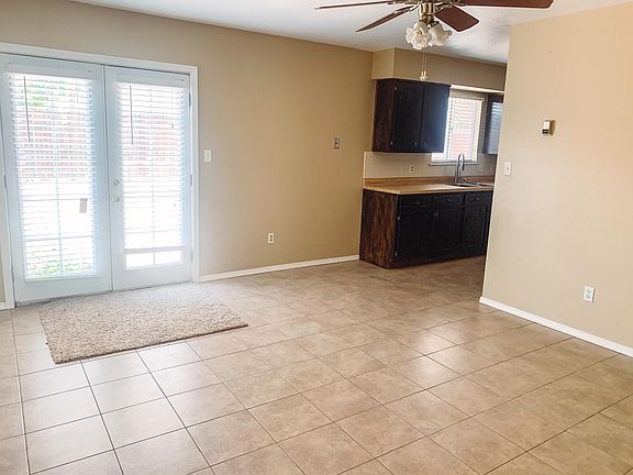 4th image of 5566 Sagebrush St