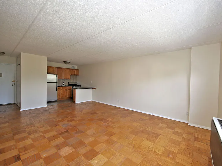 480 Halstead Ave #N — Photo 4